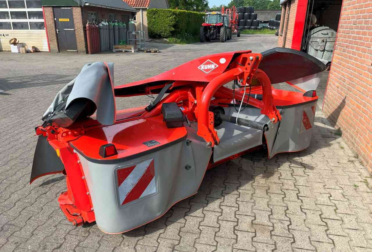 Kuhn GMD3123F-FF frontmaaier weidebouwmachines - Косачка: снимка 3 Kuhn GMD3123F-FF frontmaaier weidebouwmachines - Косачка: снимка 3