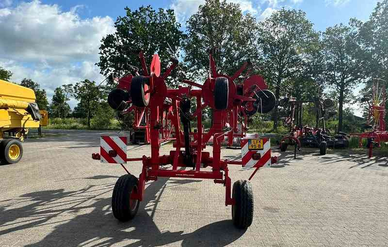 Lely Lotus 900 - Гребло/ Сенообръщачка: снимка 4 Lely Lotus 900 - Гребло/ Сенообръщачка: снимка 4