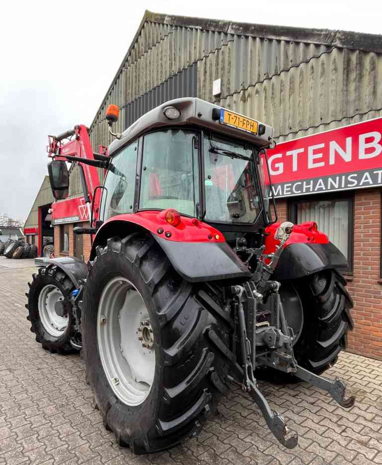 Massey Ferguson 5710S Dyna-4 Essential *Verkocht/sold* - Трактор: снимка 5 Massey Ferguson 5710S Dyna-4 Essential *Verkocht/sold* - Трактор: снимка 5