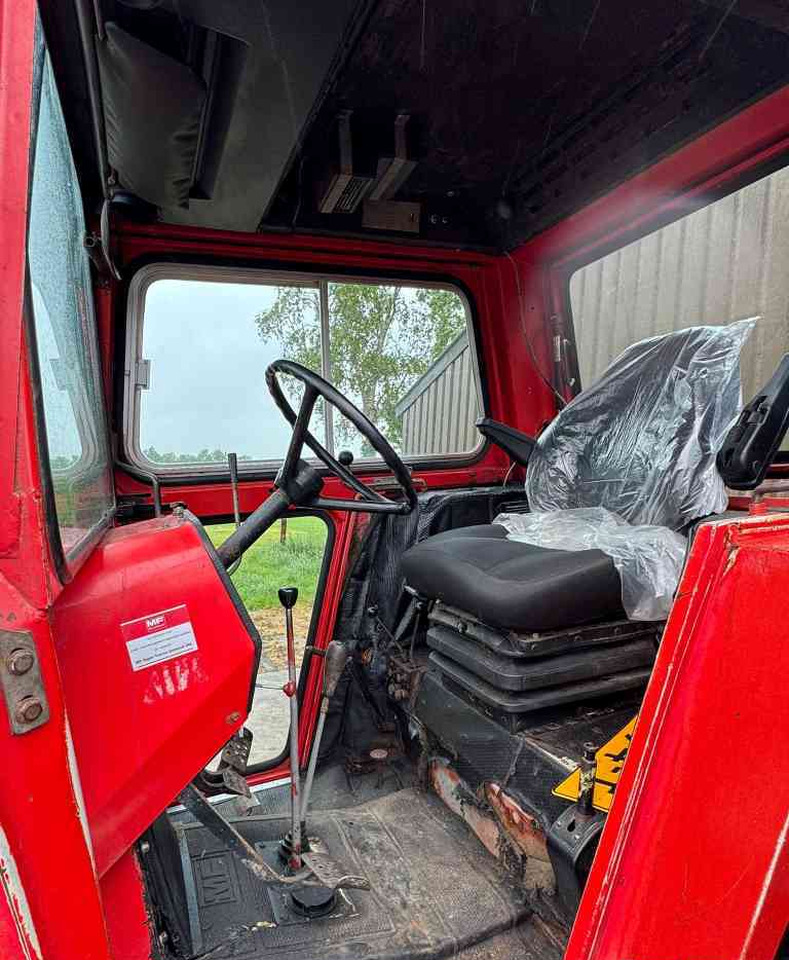 Massey Ferguson 575 - Трактор: снимка 5 Massey Ferguson 575 - Трактор: снимка 5