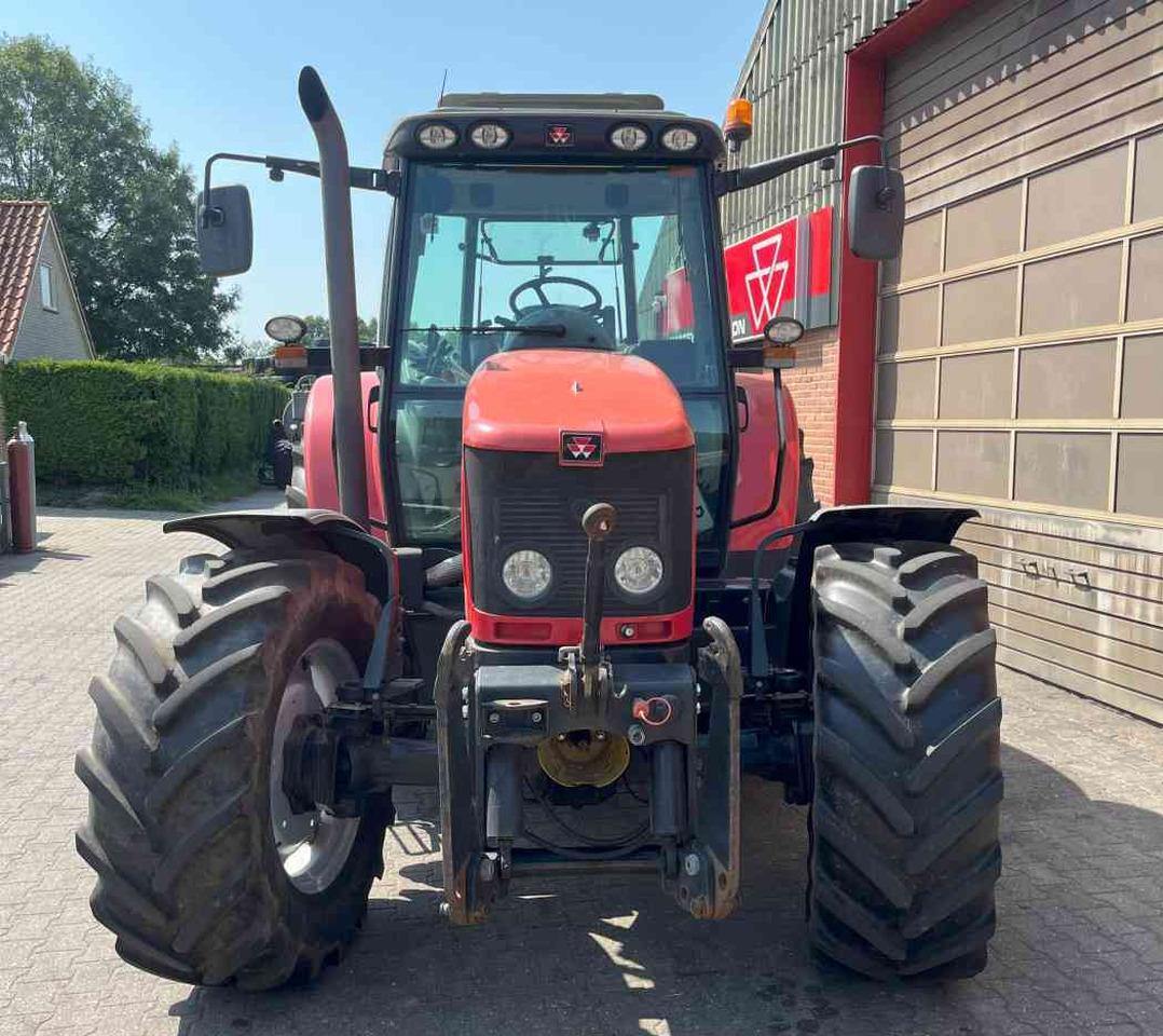Massey Ferguson 6455 Tier-3 Dyna-6 Tractoren - Трактор: снимка 4 Massey Ferguson 6455 Tier-3 Dyna-6 Tractoren - Трактор: снимка 4