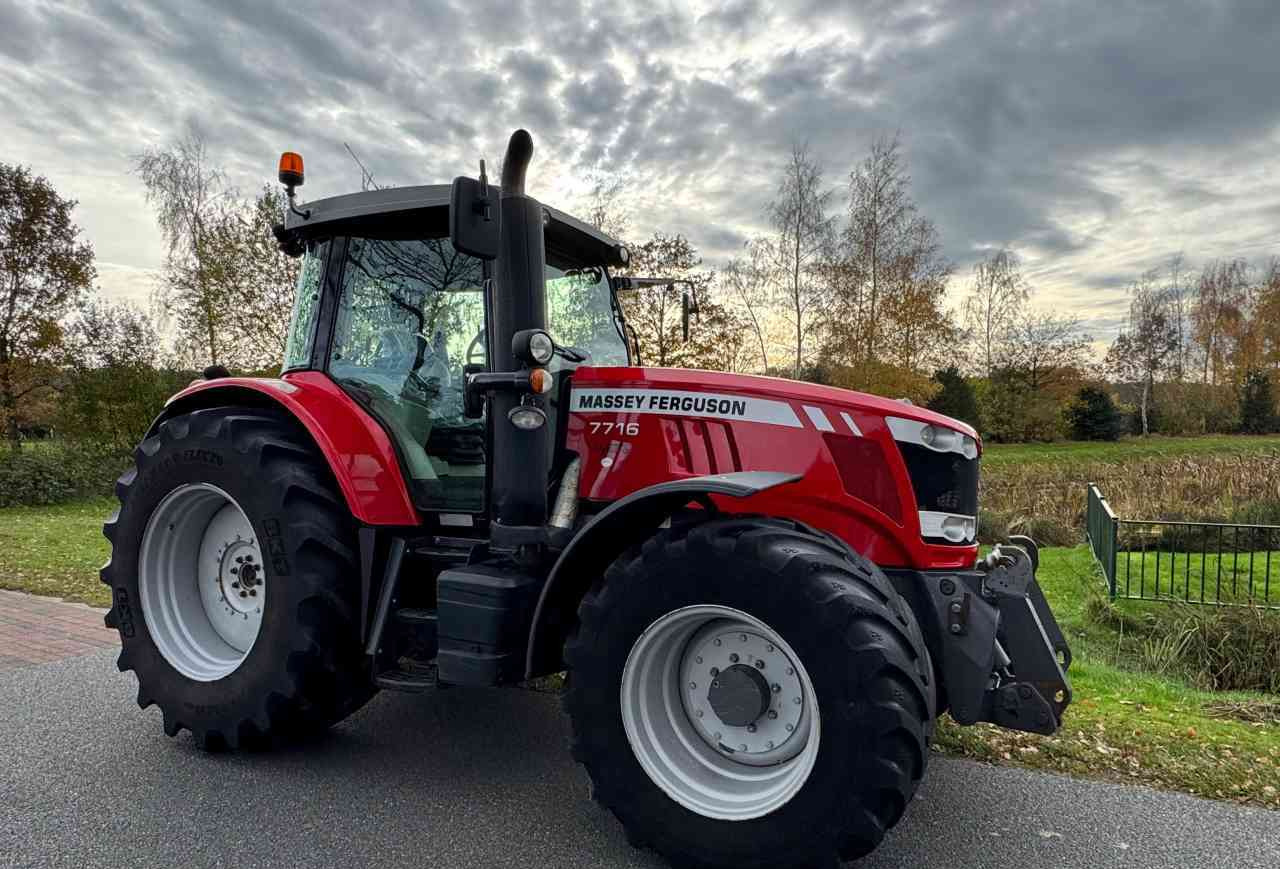 Massey Ferguson 7716 Dyna-6 Essential *Verkocht/sold* - Трактор: снимка 2 Massey Ferguson 7716 Dyna-6 Essential *Verkocht/sold* - Трактор: снимка 2
