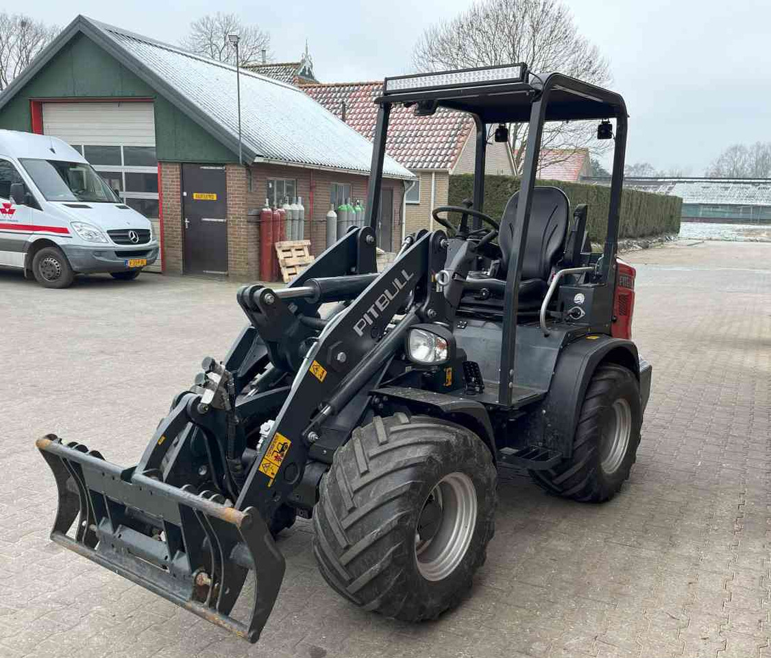 Pitbull X27-45CRT Minishovel - Колесен товарач: снимка 3 Pitbull X27-45CRT Minishovel - Колесен товарач: снимка 3