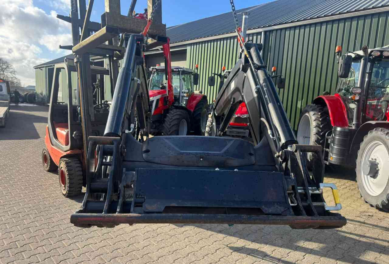 Quicke Q5M voorlader diversen tractoren - Челен товарач за трактор: снимка 4 Quicke Q5M voorlader diversen tractoren - Челен товарач за трактор: снимка 4