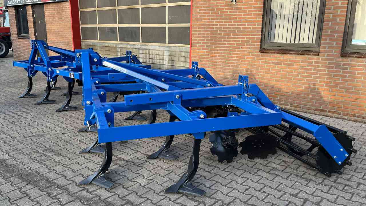 STP RKW 3 Vleugelschaar cultivator pakkerrol grondbewerking - Култиватор: снимка 4 STP RKW 3 Vleugelschaar cultivator pakkerrol grondbewerking - Култиватор: снимка 4