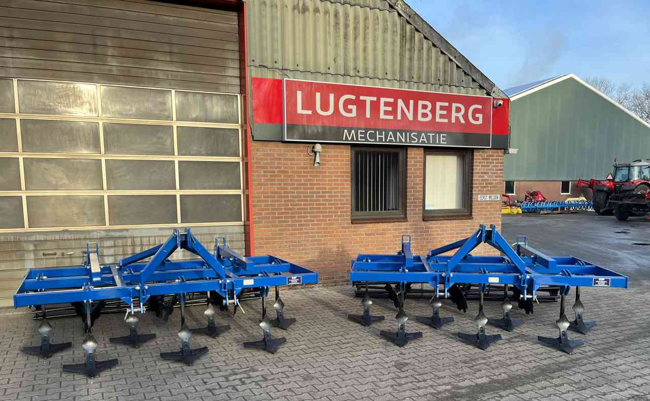 STP RKW 3 Vleugelschaar cultivator pakkerrol grondbewerking - Култиватор: снимка 2 STP RKW 3 Vleugelschaar cultivator pakkerrol grondbewerking - Култиватор: снимка 2