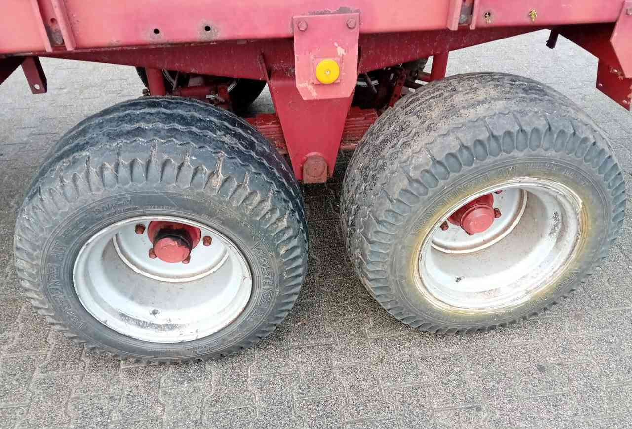 Strautmann Vitesse 230E opraapwagen, ladewagen, weidebouwmachines - Саморазтоварващо се ремарке: снимка 4 Strautmann Vitesse 230E opraapwagen, ladewagen, weidebouwmachines - Саморазтоварващо се ремарке: снимка 4