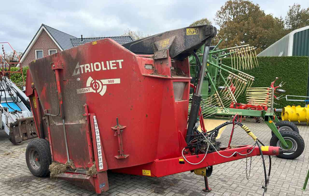 Trioliet Gigant 900 voermengwagen *Verkocht/sold* - Миксер-вагон: снимка 2 Trioliet Gigant 900 voermengwagen *Verkocht/sold* - Миксер-вагон: снимка 2