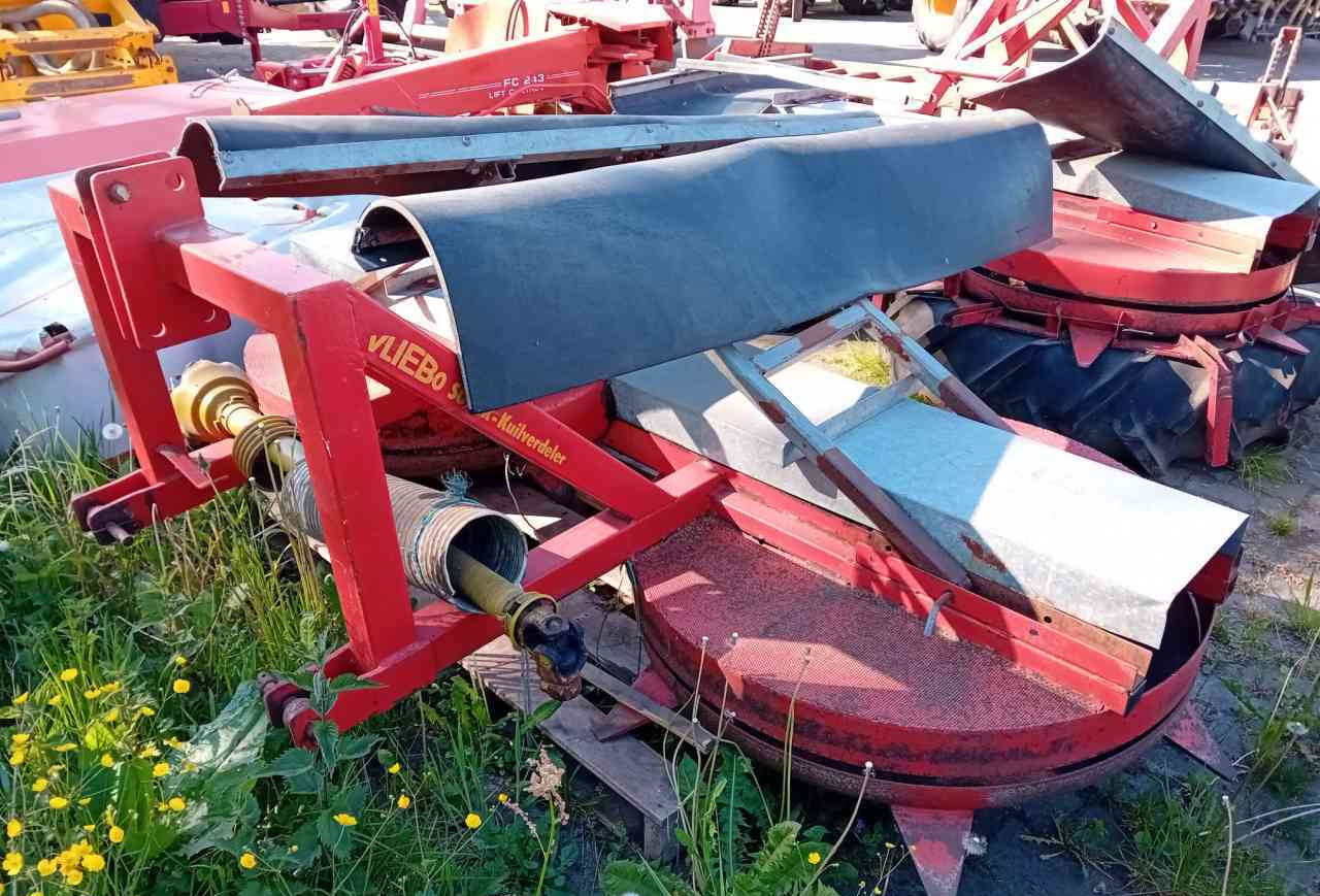 Vliebo VLK1100 kuilverdeler - Сламомелачка: снимка 2 Vliebo VLK1100 kuilverdeler - Сламомелачка: снимка 2