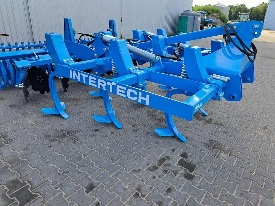 Agregat bezorkowy INTER-TECH 3.0m wał daszkowy 600 OD RĘKI - Култиватор: снимка 1 Agregat bezorkowy INTER-TECH 3.0m wał daszkowy 600 OD RĘKI - Култиватор: снимка 1