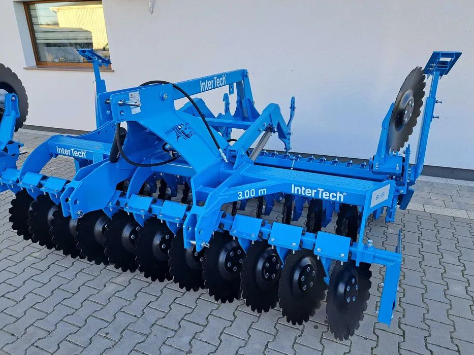 Agregat talerzowy INTER-TECH wał daszkowy hydropak - Дискова брана: снимка 2 Agregat talerzowy INTER-TECH wał daszkowy hydropak - Дискова брана: снимка 2