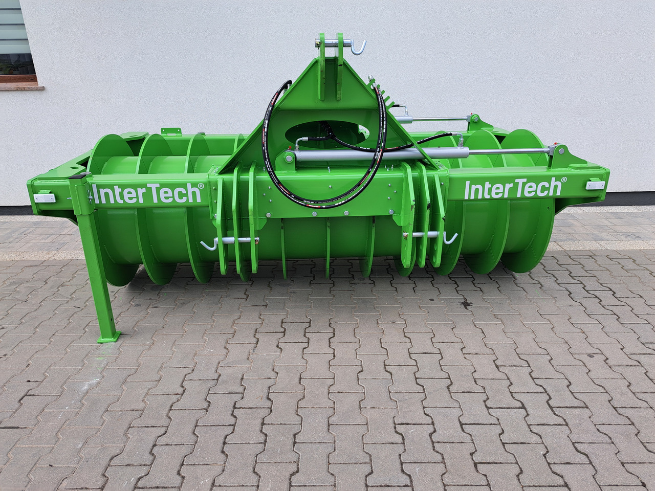 INTER-TECH 3.0m wał dogniatający - Селскостопански валяк: снимка 1 INTER-TECH 3.0m wał dogniatający - Селскостопански валяк: снимка 1