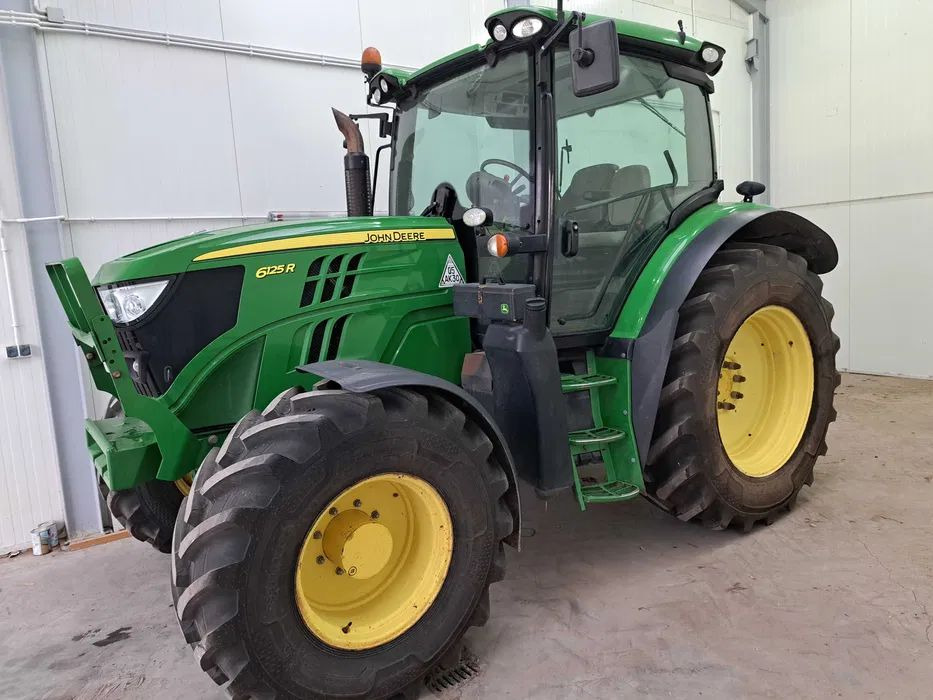 John Deere 6125R 2015 Rok - Трактор: снимка 1 John Deere 6125R 2015 Rok - Трактор: снимка 1