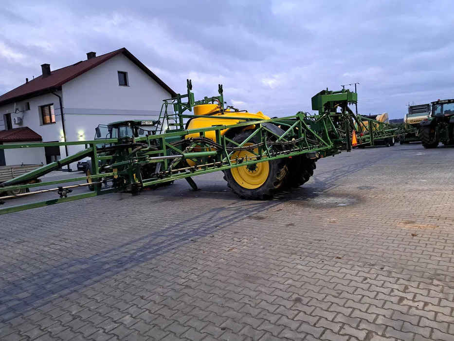 John Deere M944I - Прикачна пръскачка: снимка 5 John Deere M944I - Прикачна пръскачка: снимка 5