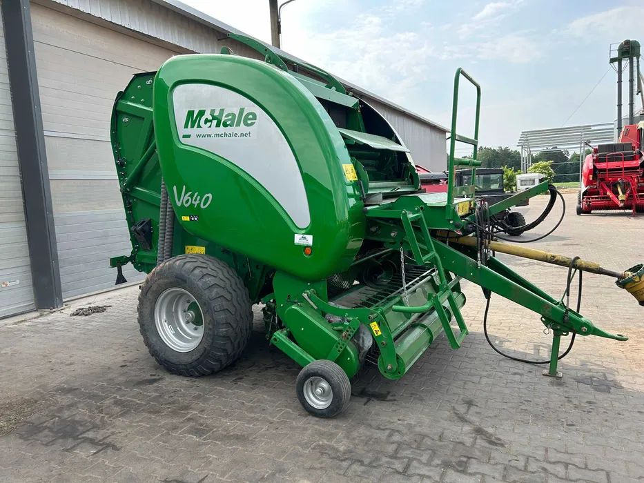 Mchale V640 - Рулонна сламопреса: снимка 3 Mchale V640 - Рулонна сламопреса: снимка 3