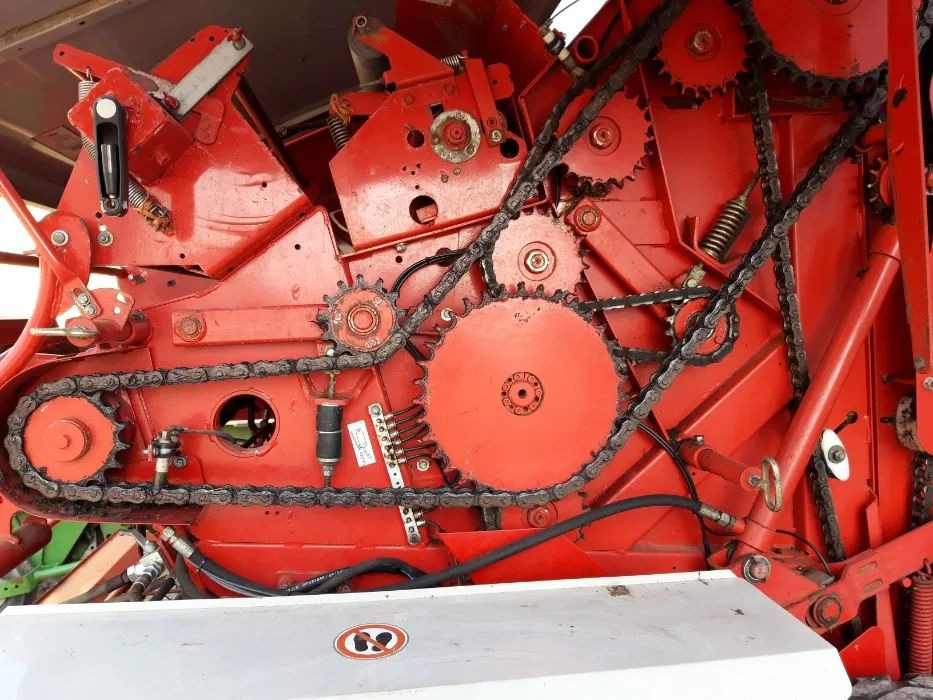 Prasa rolująca Welger RP 235 - Рулонна сламопреса: снимка 2 Prasa rolująca Welger RP 235 - Рулонна сламопреса: снимка 2