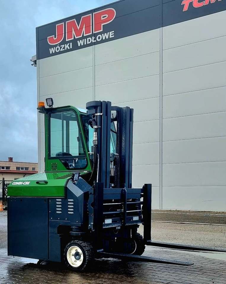 Combilift CBE 2500 - Ричтрак с движение в 4 посоки: снимка 1 Combilift CBE 2500 - Ричтрак с движение в 4 посоки: снимка 1