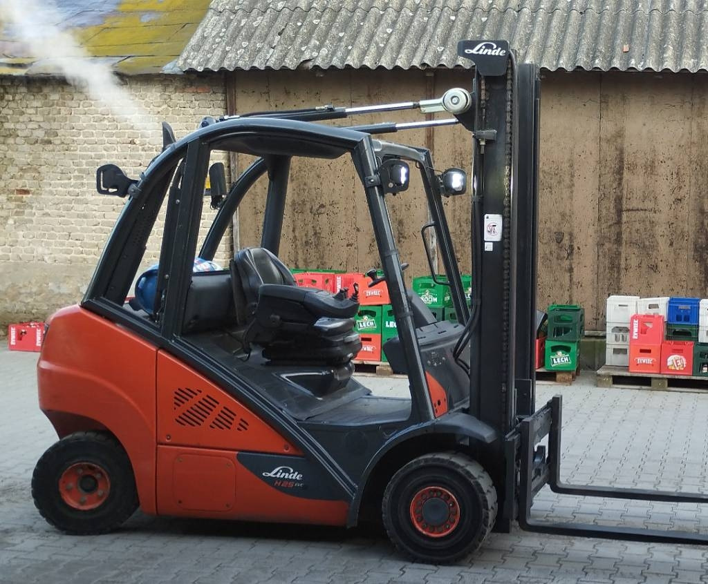 Газокар Linde H 25 T - 02: снимка 9 Газокар Linde H 25 T - 02: снимка 9