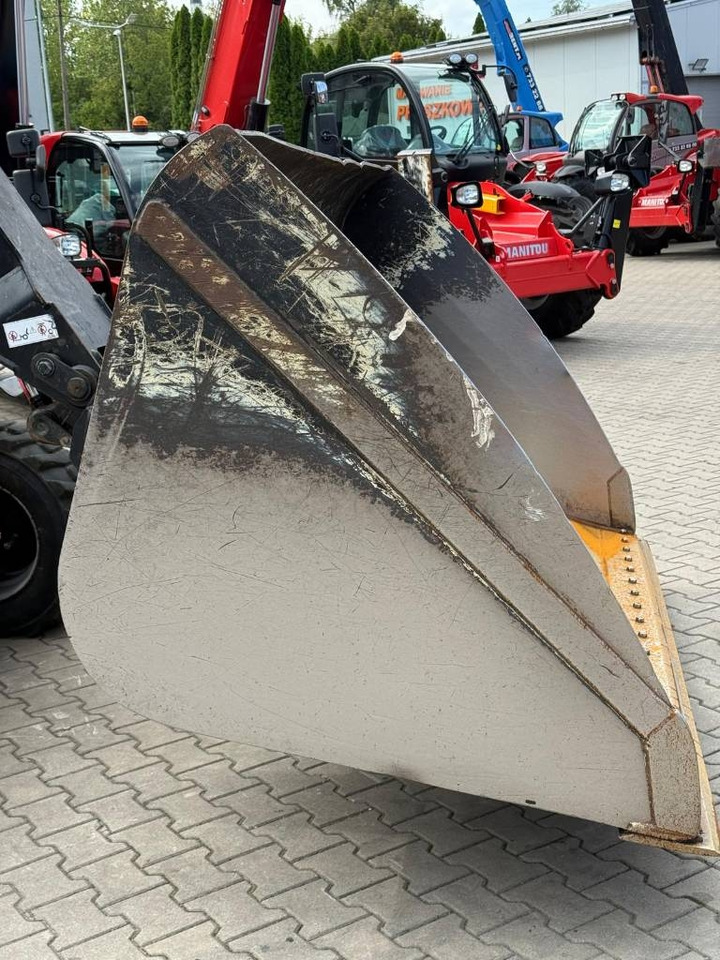 Manitou CBA 2500 LDR 2450mm 2,5m3 570554 - Кофа за Строителна техника: снимка 5 Manitou CBA 2500 LDR 2450mm 2,5m3 570554 - Кофа за Строителна техника: снимка 5