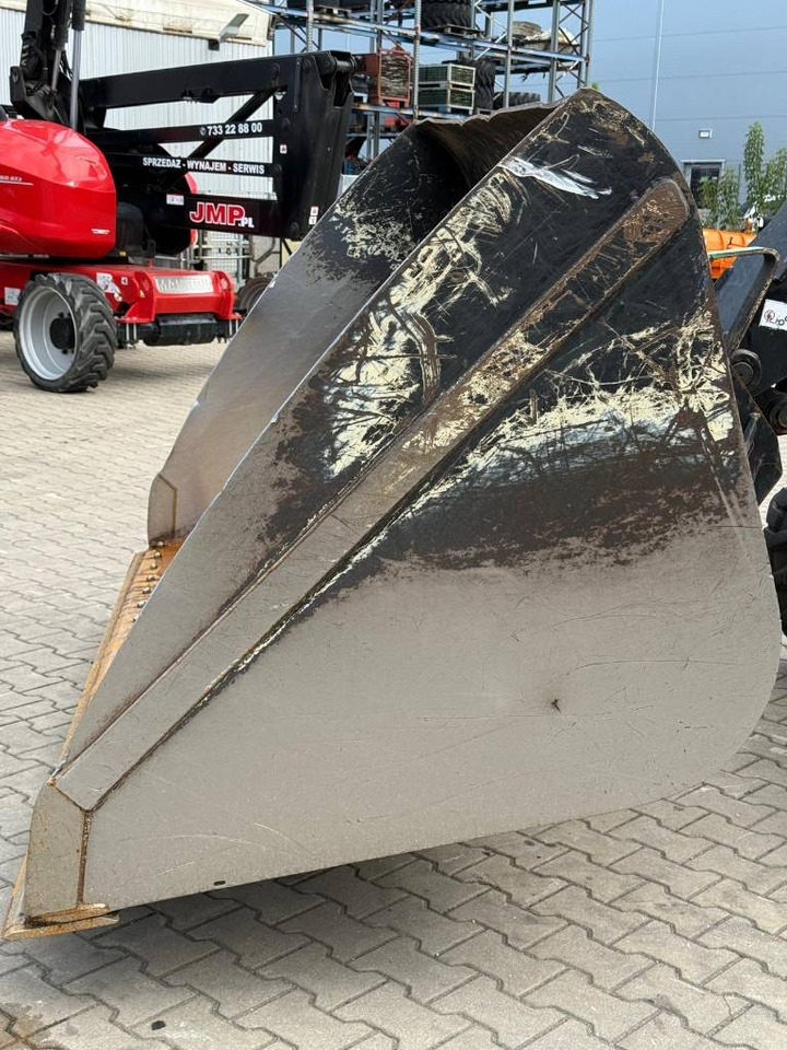 Manitou CBA 2500 LDR 2450mm 2,5m3 570554 - Кофа за Строителна техника: снимка 2 Manitou CBA 2500 LDR 2450mm 2,5m3 570554 - Кофа за Строителна техника: снимка 2