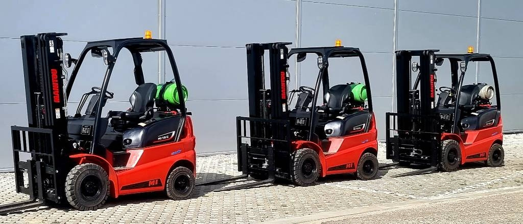Manitou MI 18 G NEW TRIPLEX 4700mm - Газокар: снимка 3 Manitou MI 18 G NEW TRIPLEX 4700mm - Газокар: снимка 3