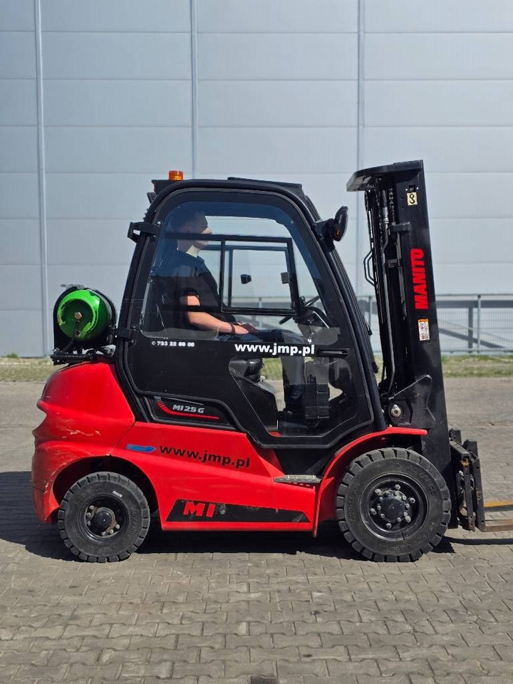 Manitou MI 25 G - Газокар: снимка 3 Manitou MI 25 G - Газокар: снимка 3