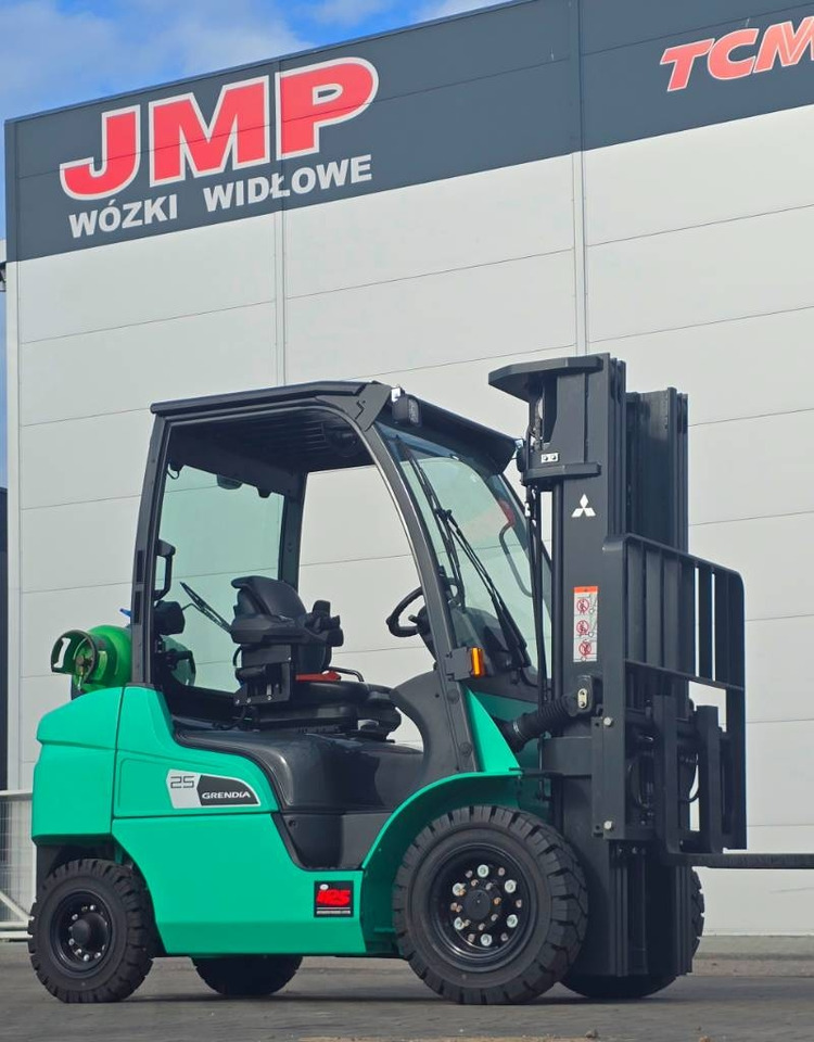 Mitsubishi FG 25 N DEMO like NEW - Газокар: снимка 1 Mitsubishi FG 25 N DEMO like NEW - Газокар: снимка 1