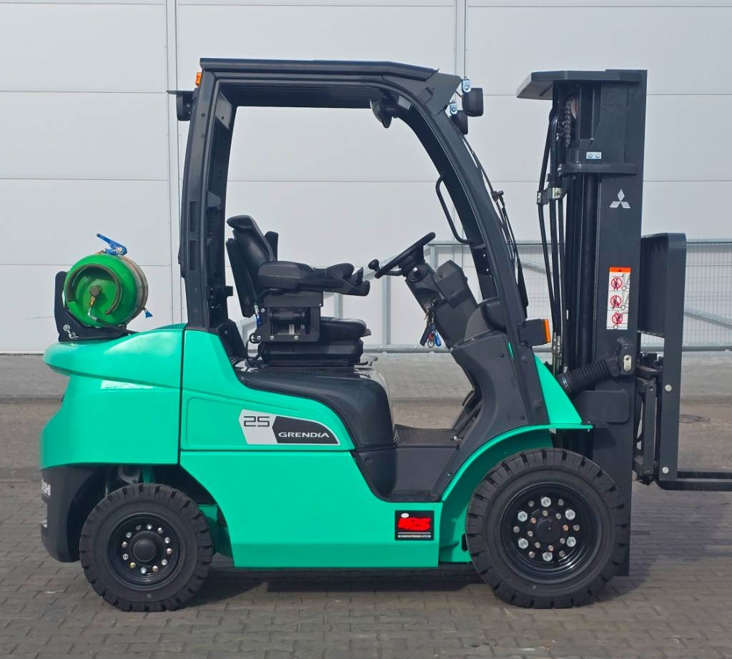 Mitsubishi FG 25 N DEMO like NEW - Газокар: снимка 4 Mitsubishi FG 25 N DEMO like NEW - Газокар: снимка 4