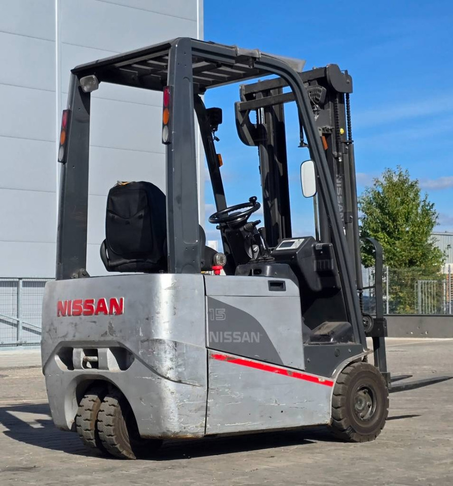 Nissan 1N1L 15Q - Електрокар: снимка 4 Nissan 1N1L 15Q - Електрокар: снимка 4