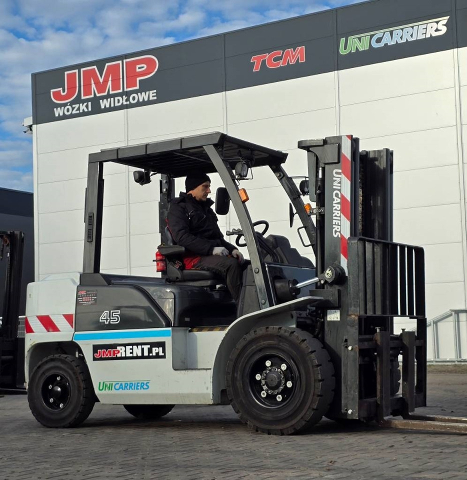 UniCarriers D1 F4 A45Q GX45 - Дизелов мотокар: снимка 1 UniCarriers D1 F4 A45Q GX45 - Дизелов мотокар: снимка 1