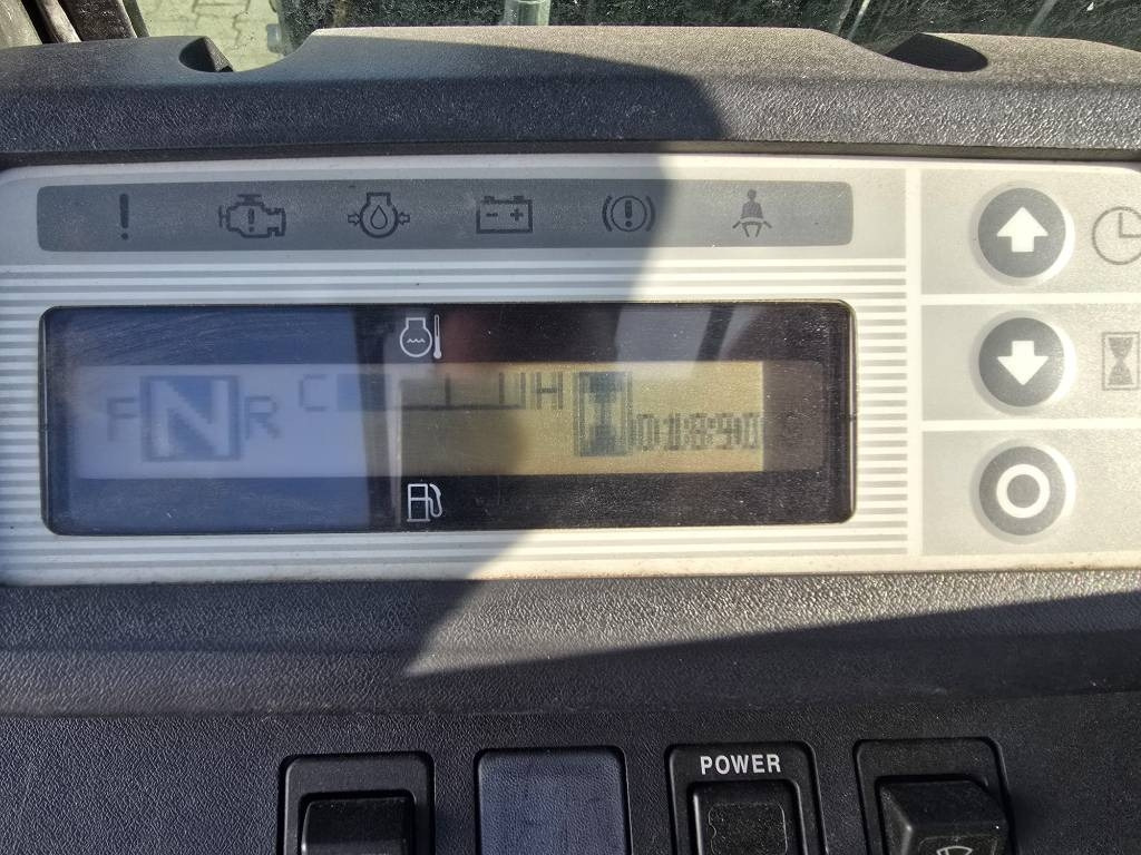 Газокар UniCarriers U1D2A25LQ DX25 1890 hrs: снимка 12