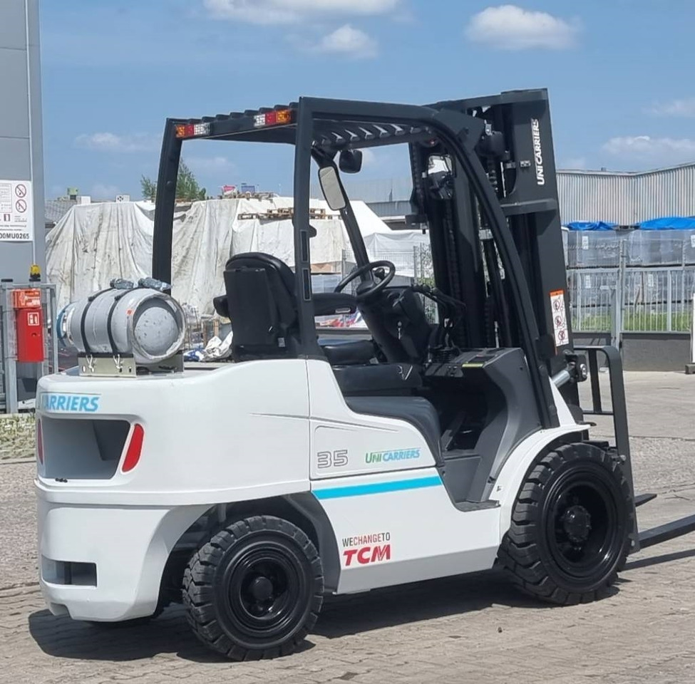 UniCarriers U2D2A35 FG35NT - Газокар: снимка 2 UniCarriers U2D2A35 FG35NT - Газокар: снимка 2