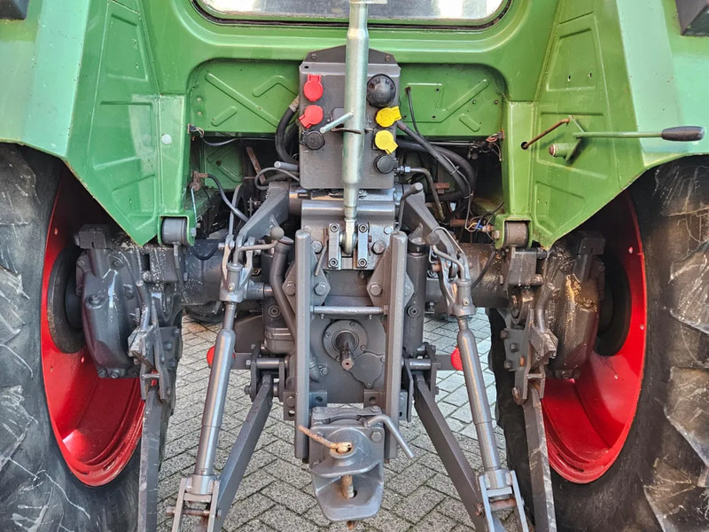 Трактор Fendt FARMER 308 LSA: снимка 15