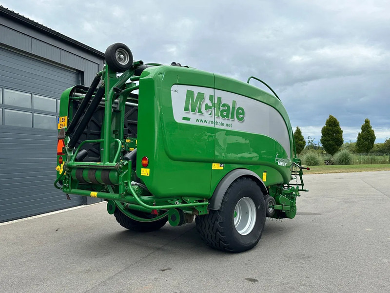 McHale Fusion 3 plus, bj 2015, balenstand 36.053 - Селскостопанска техника: снимка 3 McHale Fusion 3 plus, bj 2015, balenstand 36.053 - Селскостопанска техника: снимка 3
