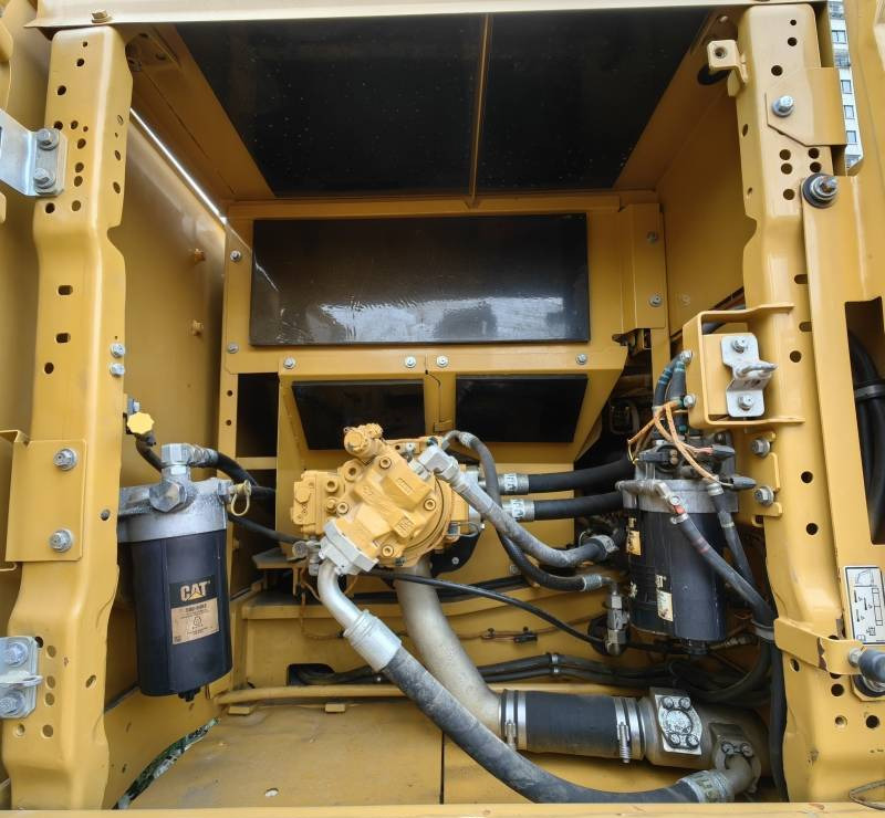 CAT 336d Caterpillar tracked excavator Warranty up to 10 YEARS CAT 336d Caterpillar гусеничний екскаватор Гарантія до 10 РОКІВ CAT 336d Caterpillar koparka gąsienicowa Gwarancja do 10 LAT - Верижен багер: снимка 3 CAT 336d Caterpillar tracked excavator Warranty up to 10 YEARS CAT 336d Caterpillar гусеничний екскаватор Гарантія до 10 РОКІВ CAT 336d Caterpillar koparka gąsienicowa Gwarancja do 10 LAT - Верижен багер: снимка 3
