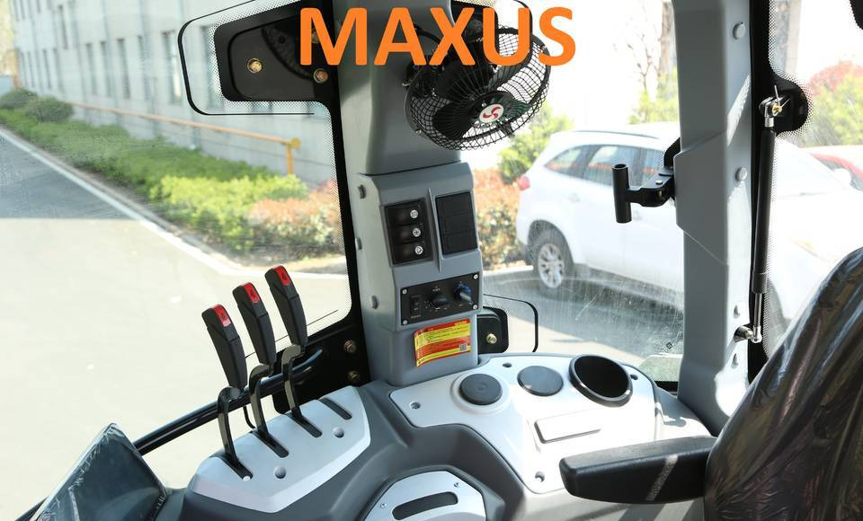 Нови Трактор NEW 240 HP 4x4 Tractor MAXUS Warranty up to 10 YEARS НОВИЙ Трактор 240 К.с. 4x4 MAXUS Гарантія до 10 РОКІВ NOWY Ciągnik 240 KM 4x4 MAXUS Gwarancja do 10 LAT: снимка 10