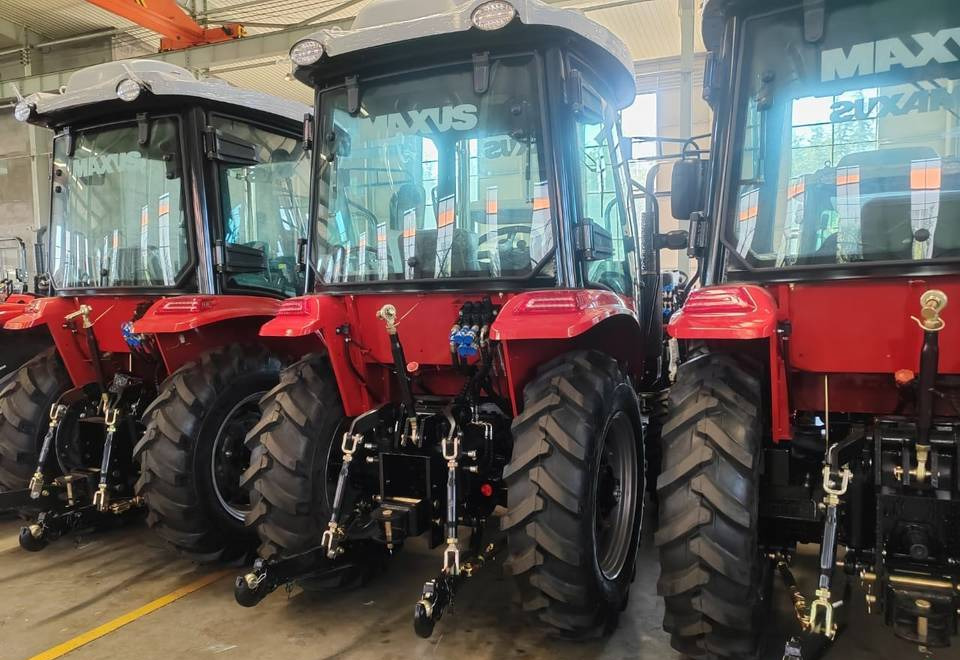 NEW MAXUS 70 HP 4x4 Export Tractor Warranty up to 10 YEARS НОВИЙ Трактор 70 К.с. 4x4 MAXUS Експорт Гарантія до 10 РОКІВ NOWY Ciągnik 70 KM 4x4 MAXUS Export Gwarancja do 10 LAT - Трактор: снимка 1 NEW MAXUS 70 HP 4x4 Export Tractor Warranty up to 10 YEARS НОВИЙ Трактор 70 К.с. 4x4 MAXUS Експорт Гарантія до 10 РОКІВ NOWY Ciągnik 70 KM 4x4 MAXUS Export Gwarancja do 10 LAT - Трактор: снимка 1