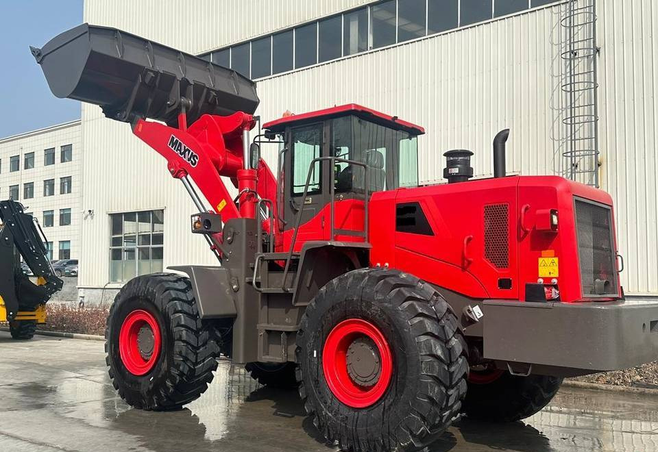 Нови Трактор NEW MAXUS 75 HP 4x4 Tractor Export Warranty | НОВИЙ Трактор 75 К.с. 4x4 MAXUS Експорт Гарантія: снимка 10