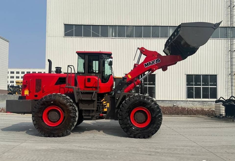 Нови Трактор NEW MAXUS 75 HP 4x4 Tractor Export Warranty | НОВИЙ Трактор 75 К.с. 4x4 MAXUS Експорт Гарантія: снимка 9