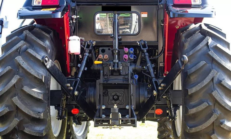 NEW MAXUS 85 HP Tractor 4x4 EURO 5 Warranty НОВИЙ MAXUS 85 К.с. Трактор 4x4 EURO 5 Гарантія NOWY MAXUS 85 KM Ciągnik 4x4 EURO 5 Gwarancja - Трактор: снимка 4 NEW MAXUS 85 HP Tractor 4x4 EURO 5 Warranty НОВИЙ MAXUS 85 К.с. Трактор 4x4 EURO 5 Гарантія NOWY MAXUS 85 KM Ciągnik 4x4 EURO 5 Gwarancja - Трактор: снимка 4