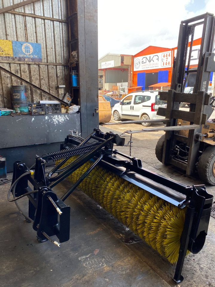 Bobcat - Четка за Строителна техника: снимка 4 Bobcat - Четка за Строителна техника: снимка 4