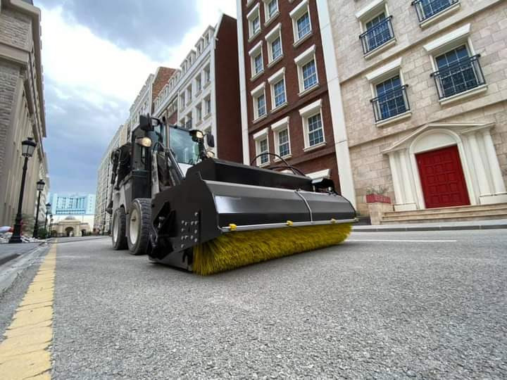 Bobcat - Четка за Комунална/ Специална техника: снимка 2 Bobcat - Четка за Комунална/ Специална техника: снимка 2