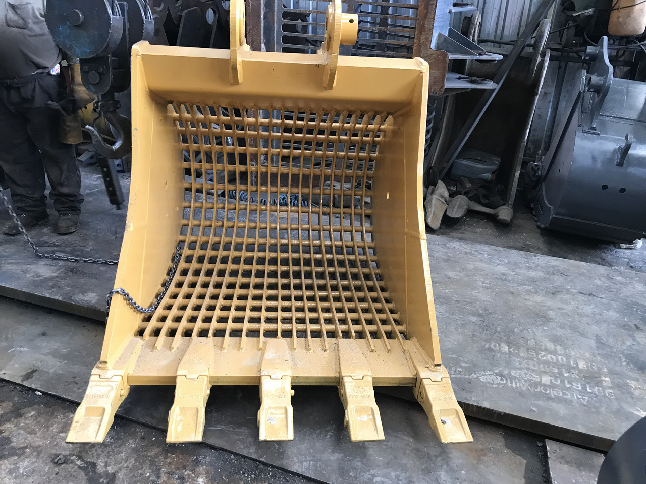 Doosan - Кофа за сортиране за Инструмент/ Оборудване: снимка 2 Doosan - Кофа за сортиране за Инструмент/ Оборудване: снимка 2