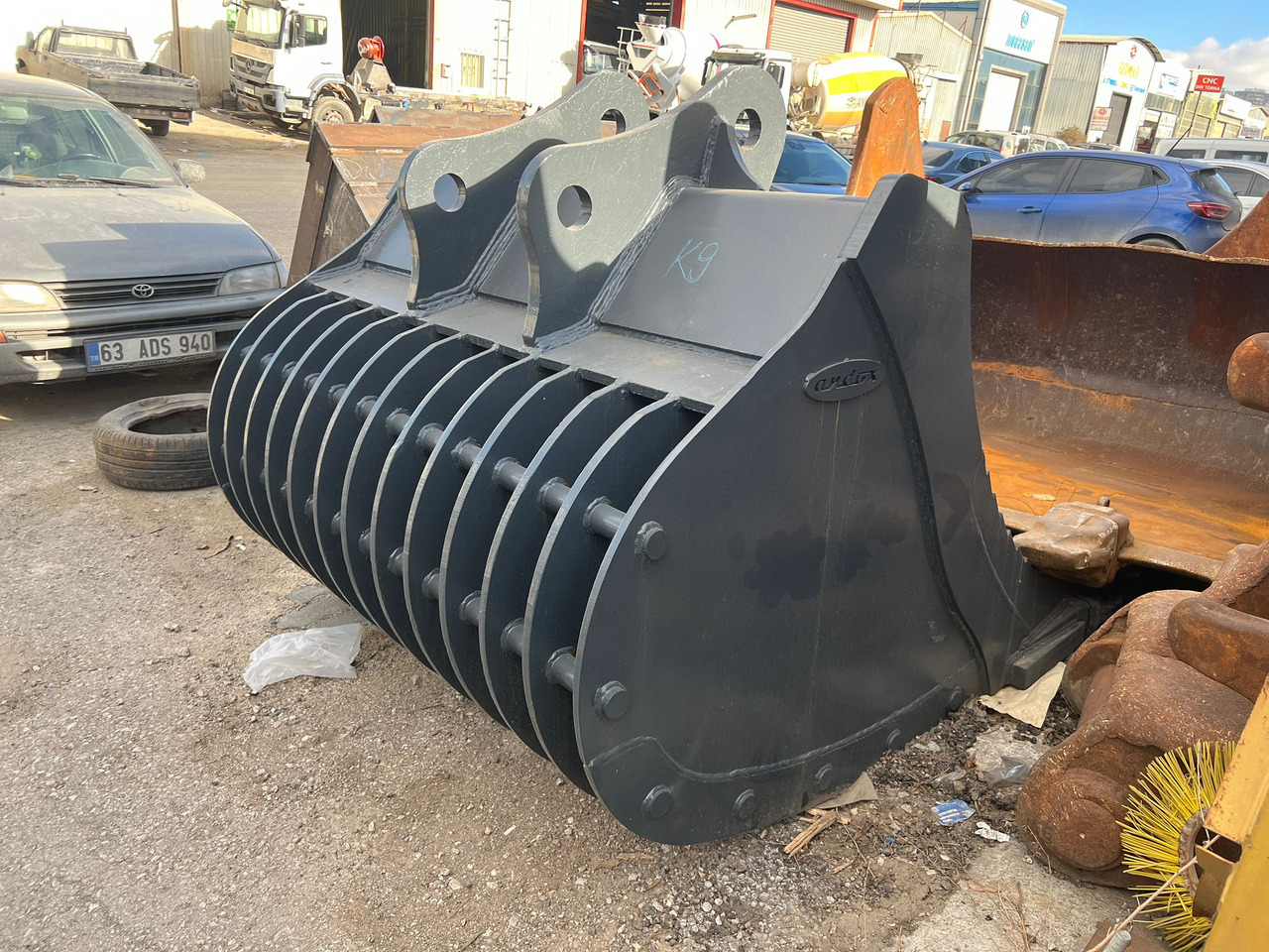 Komatsu - Кофа за сортиране за Строителна техника: снимка 2 Komatsu - Кофа за сортиране за Строителна техника: снимка 2