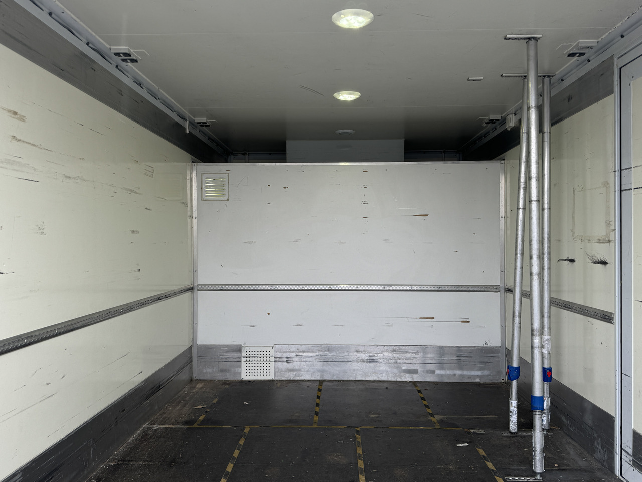 Рефрижератор камион За превоз на хранителни стоки IVECO 80-190: снимка 8