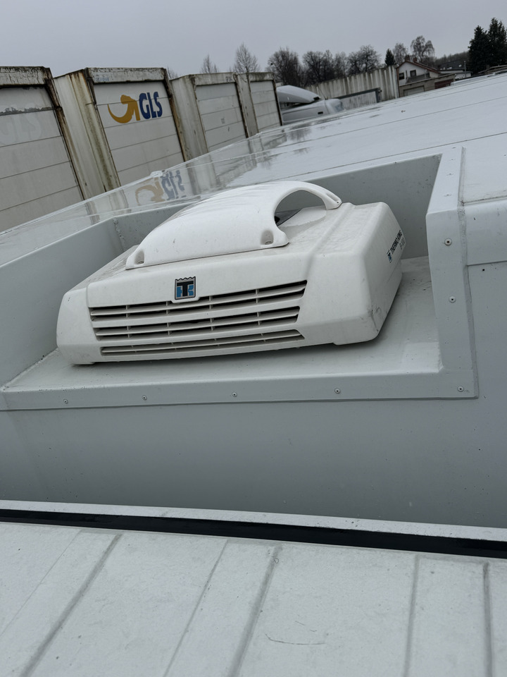 Рефрижератор камион За превоз на хранителни стоки IVECO 80-190: снимка 19