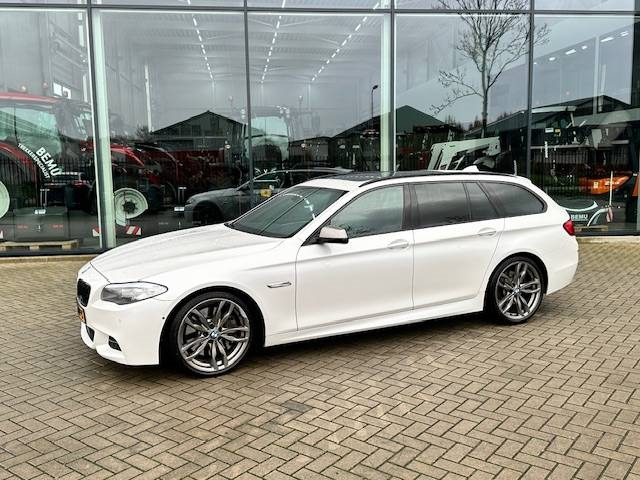 BMW m550xd super compleet! - Лек автомобил: снимка 5 BMW m550xd super compleet! - Лек автомобил: снимка 5