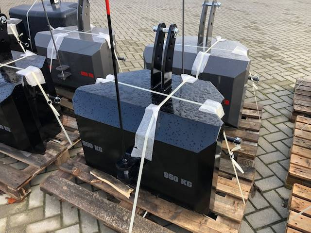 Bemu 950 KG Stalen gewicht - Противовес за Селскостопанска техника: снимка 2 Bemu 950 KG Stalen gewicht - Противовес за Селскостопанска техника: снимка 2