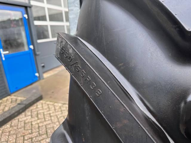 Bridgestone 650/65 R38 + 540/65 R28 VF - Гуми и джанти за Селскостопанска техника: снимка 5 Bridgestone 650/65 R38 + 540/65 R28 VF - Гуми и джанти за Селскостопанска техника: снимка 5