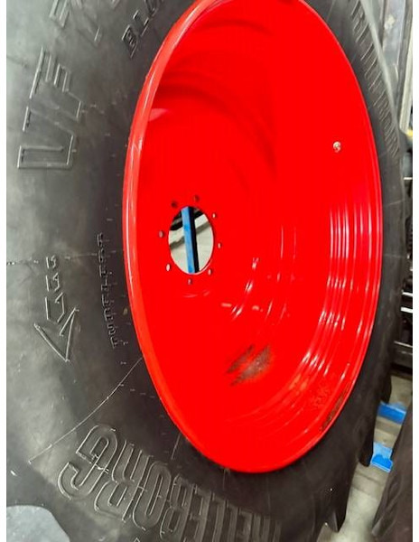 Trelleborg 710/60 R42 VF banden - Гуми и джанти за Селскостопанска техника: снимка 1 Trelleborg 710/60 R42 VF banden - Гуми и джанти за Селскостопанска техника: снимка 1